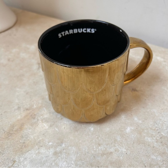 Original Starbucks 2019 limited edition holiday Gold mermaid scales Mug EUC! - Picture 5 of 10